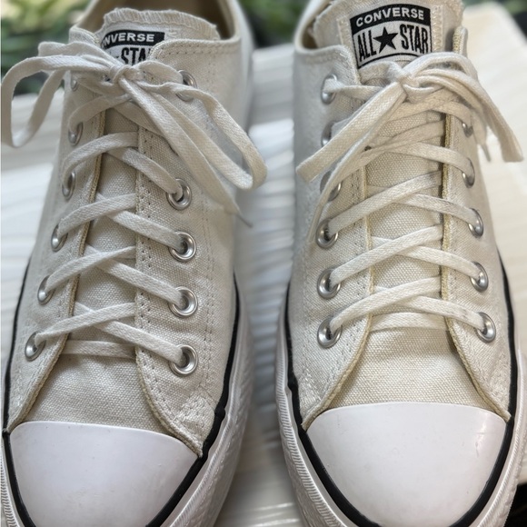 Converse All Star White platform Canvas Sneakers size 8 - Picture 1 of 9